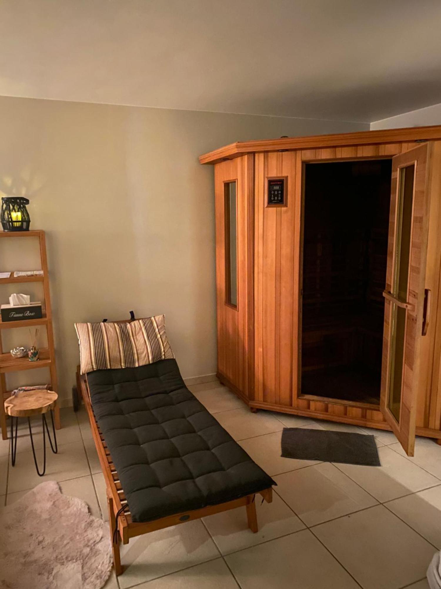 Le Petit Studio De L'Espace Bien Etre Libin Exterior foto
