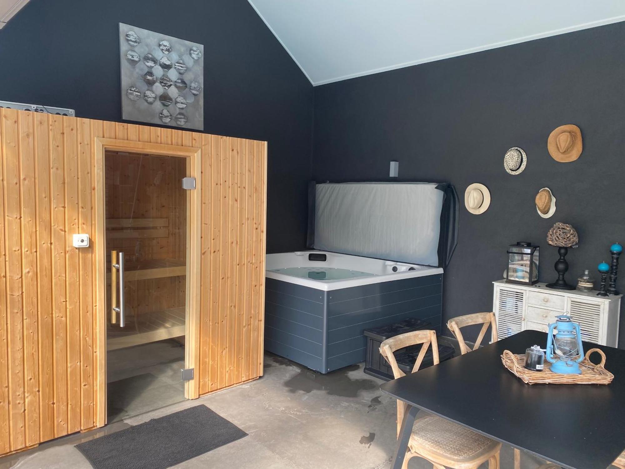 Le Petit Studio De L'Espace Bien Etre Libin Exterior foto